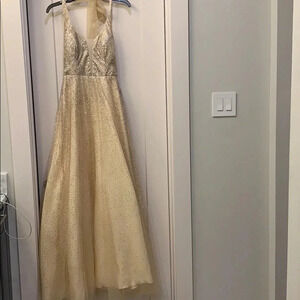 B. Darlin Sequin Gold Confetti Dress Halter Long Gown Size 4 NWT